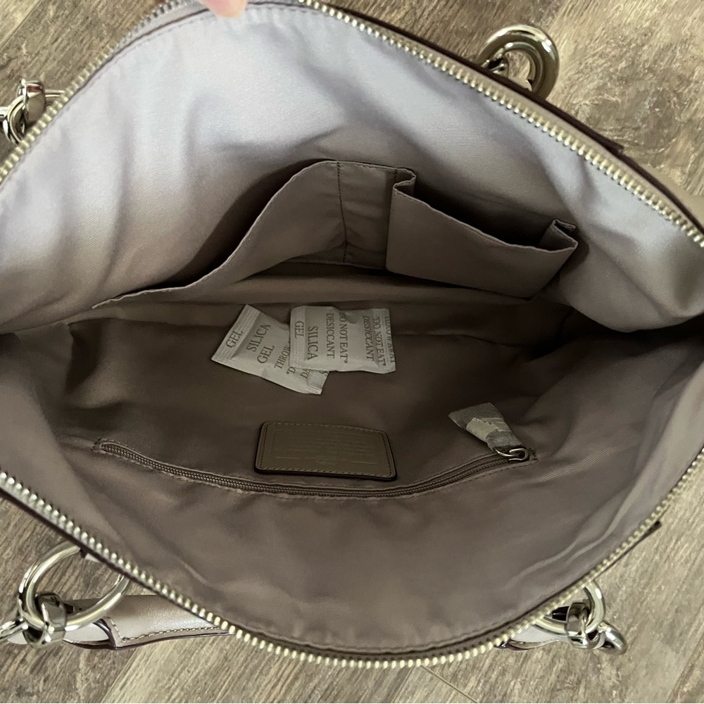🌸SOLD🌸 🆕 Elegant COACH Collette Smooth Leather Satchel - Picture 12 of 15